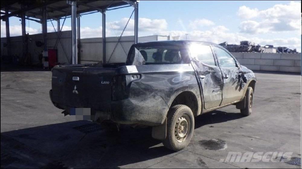 Mitsubishi L 200 4 Prekucniki