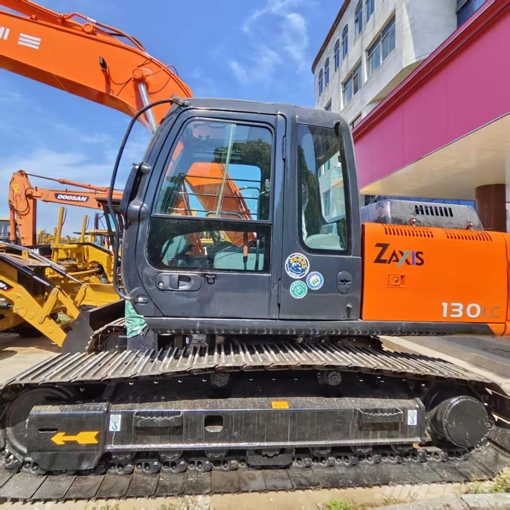 Hitachi ZX 130 LC Bagri goseničarji