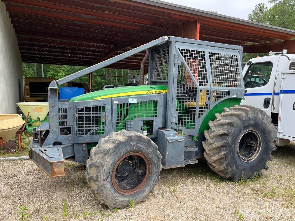 John Deere 5100 M Traktorji