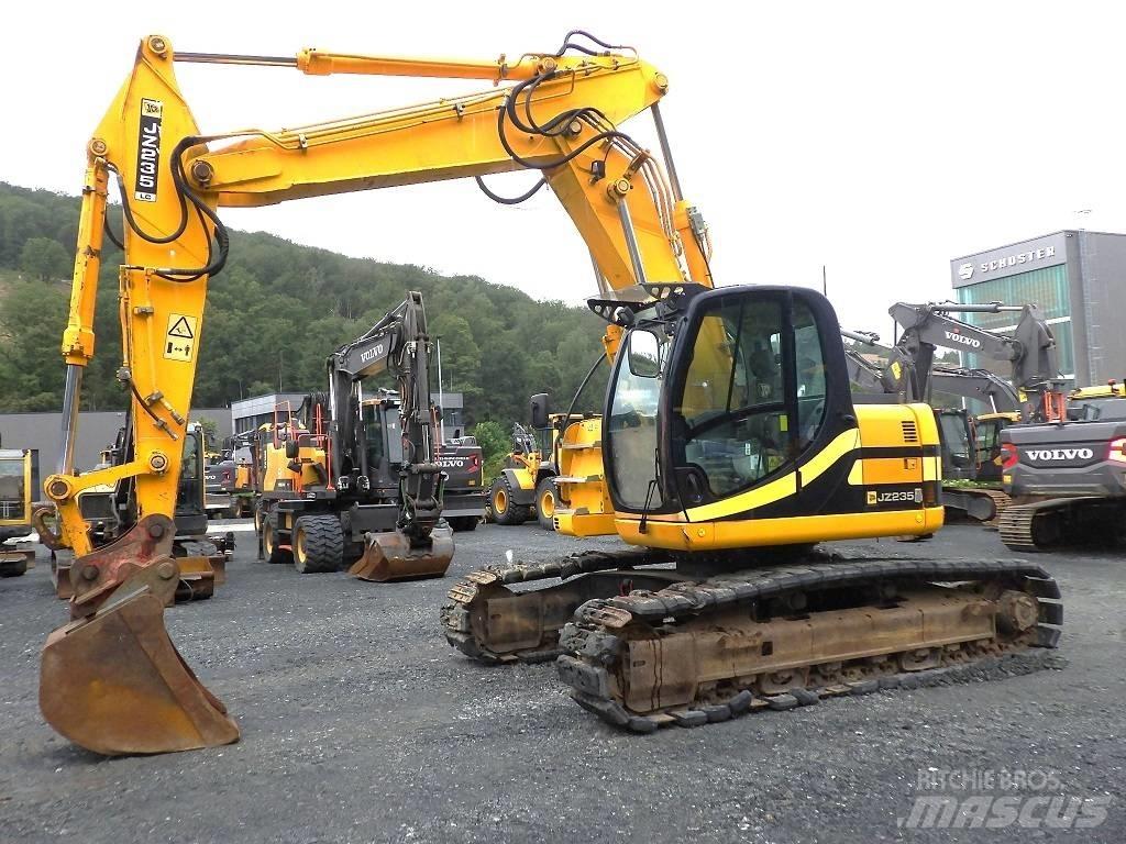 JCB JZ 235 LC Bagri goseničarji