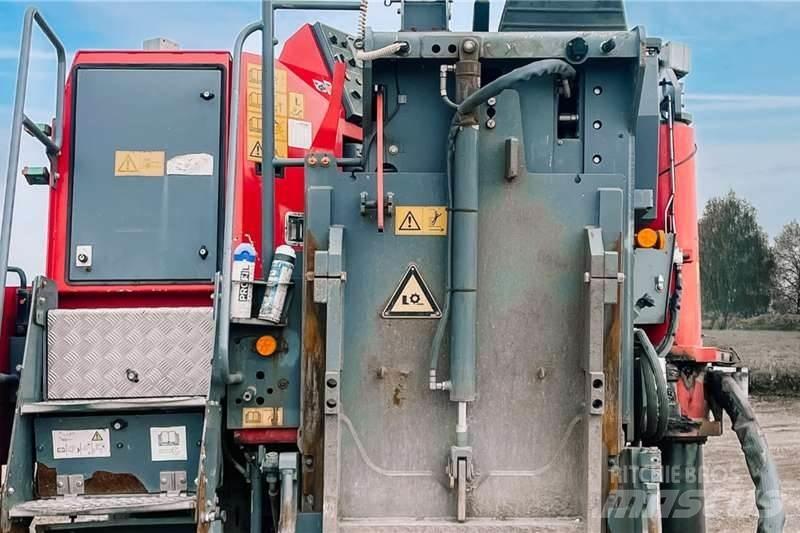 Wirtgen W100Fi Drugi tovornjaki