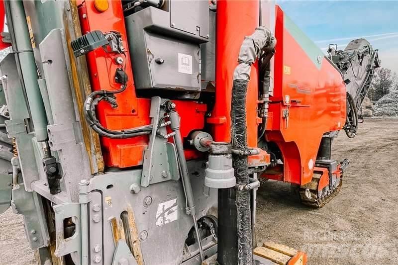 Wirtgen W100Fi Drugi tovornjaki