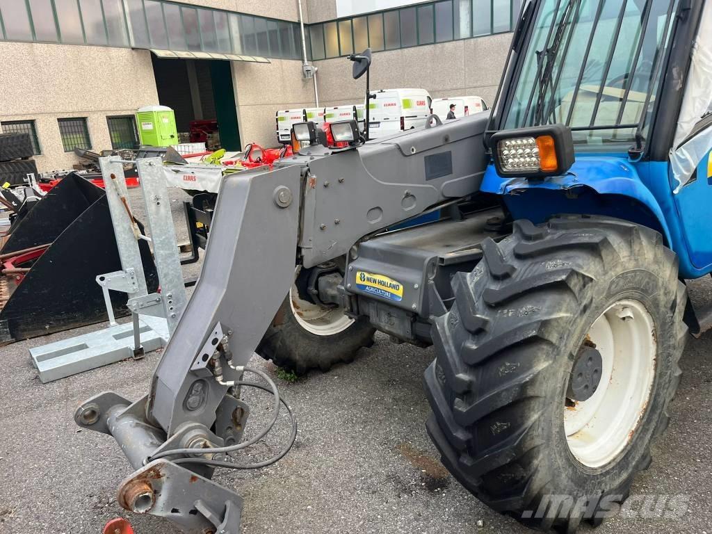 New Holland LM 430 Kmetijski teleskopski nakladalci
