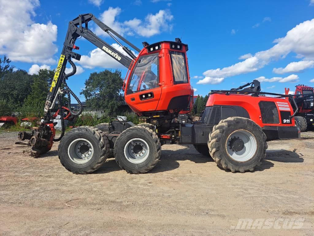Komatsu 911 Harvesterji