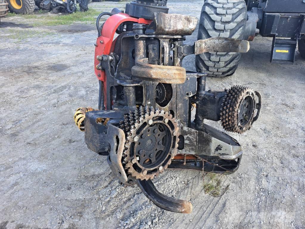 Komatsu 911 Harvesterji