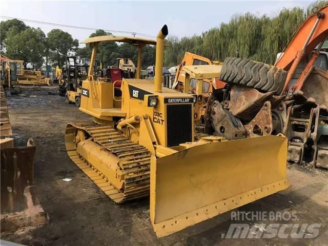 CAT D3C Buldožerji goseničarji