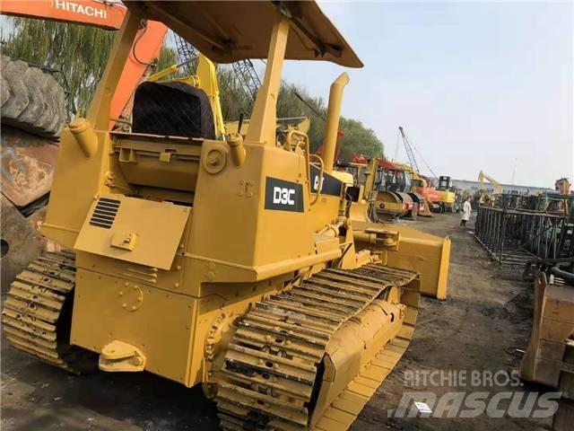 CAT D3C Buldožerji goseničarji