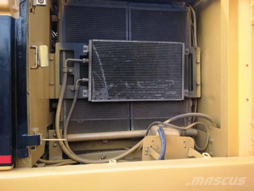 CAT 320C Bagri goseničarji