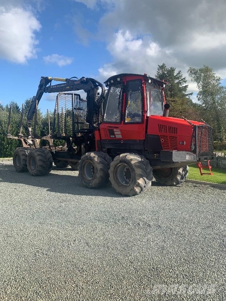 Komatsu 835 Forwarderji