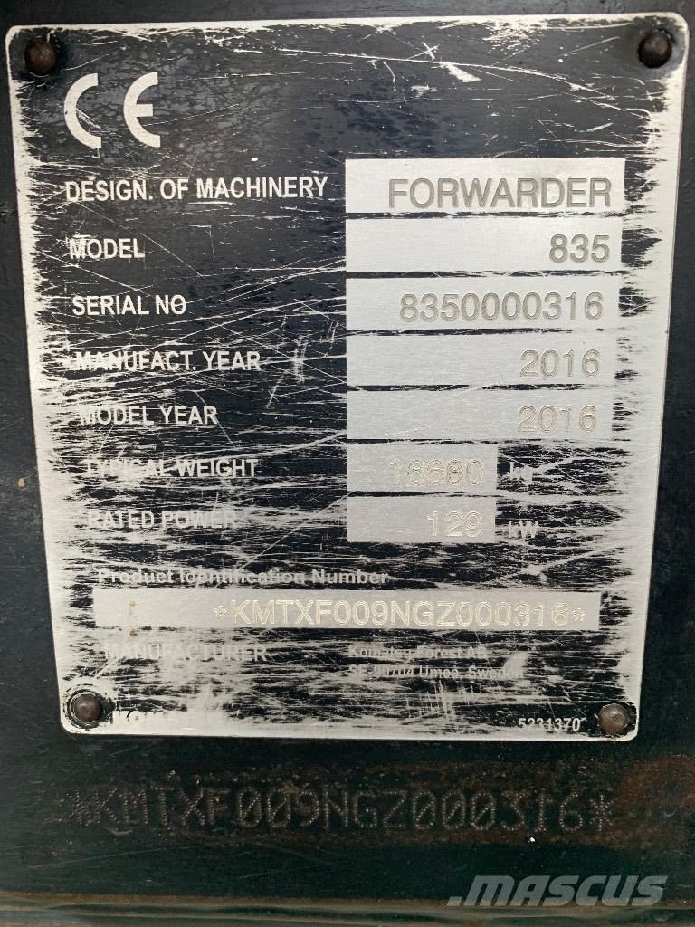Komatsu 835 Forwarderji
