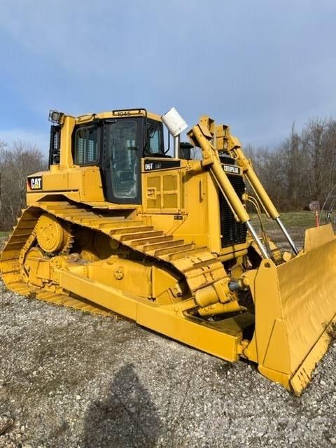 CAT D 6 T LGP Buldožerji goseničarji