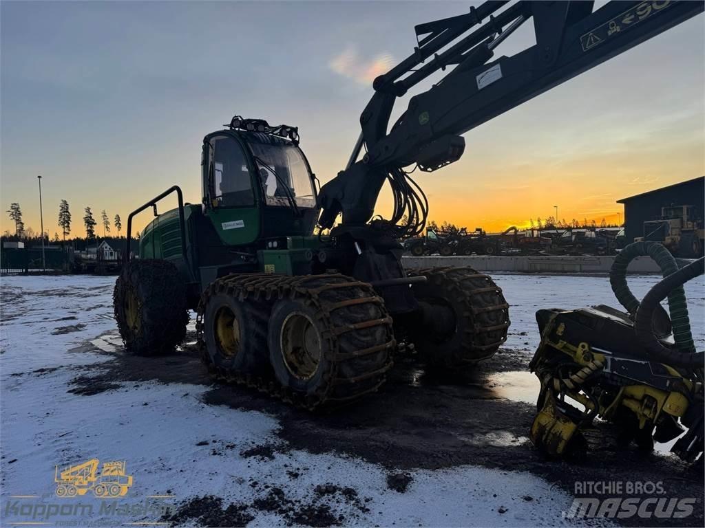 John Deere 1270E Harvesterji