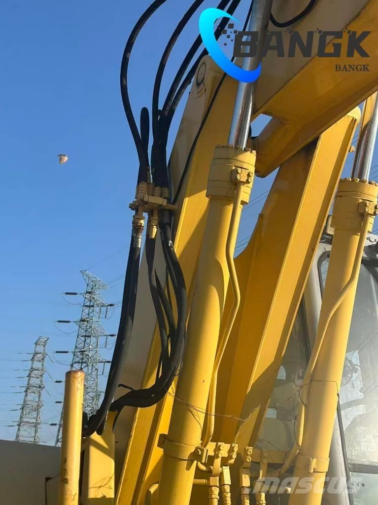  KOMΛ1'SU PW128us Bagri na kolesih