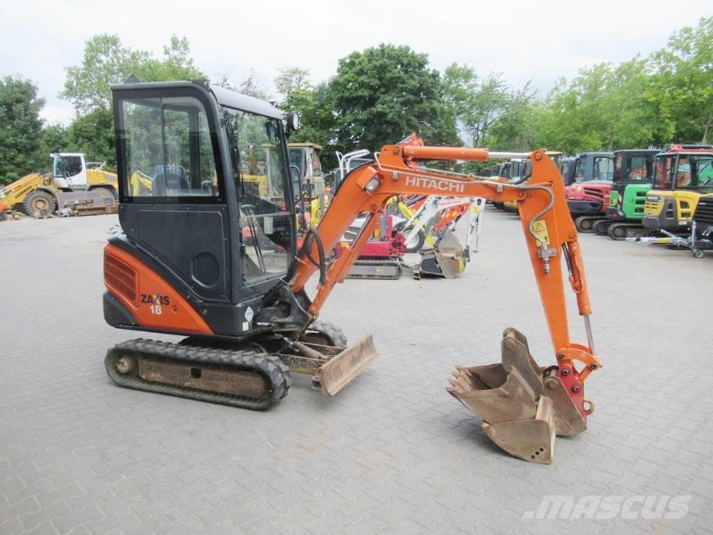 Hitachi ZX 18-3 CLR Mini bagri <7t