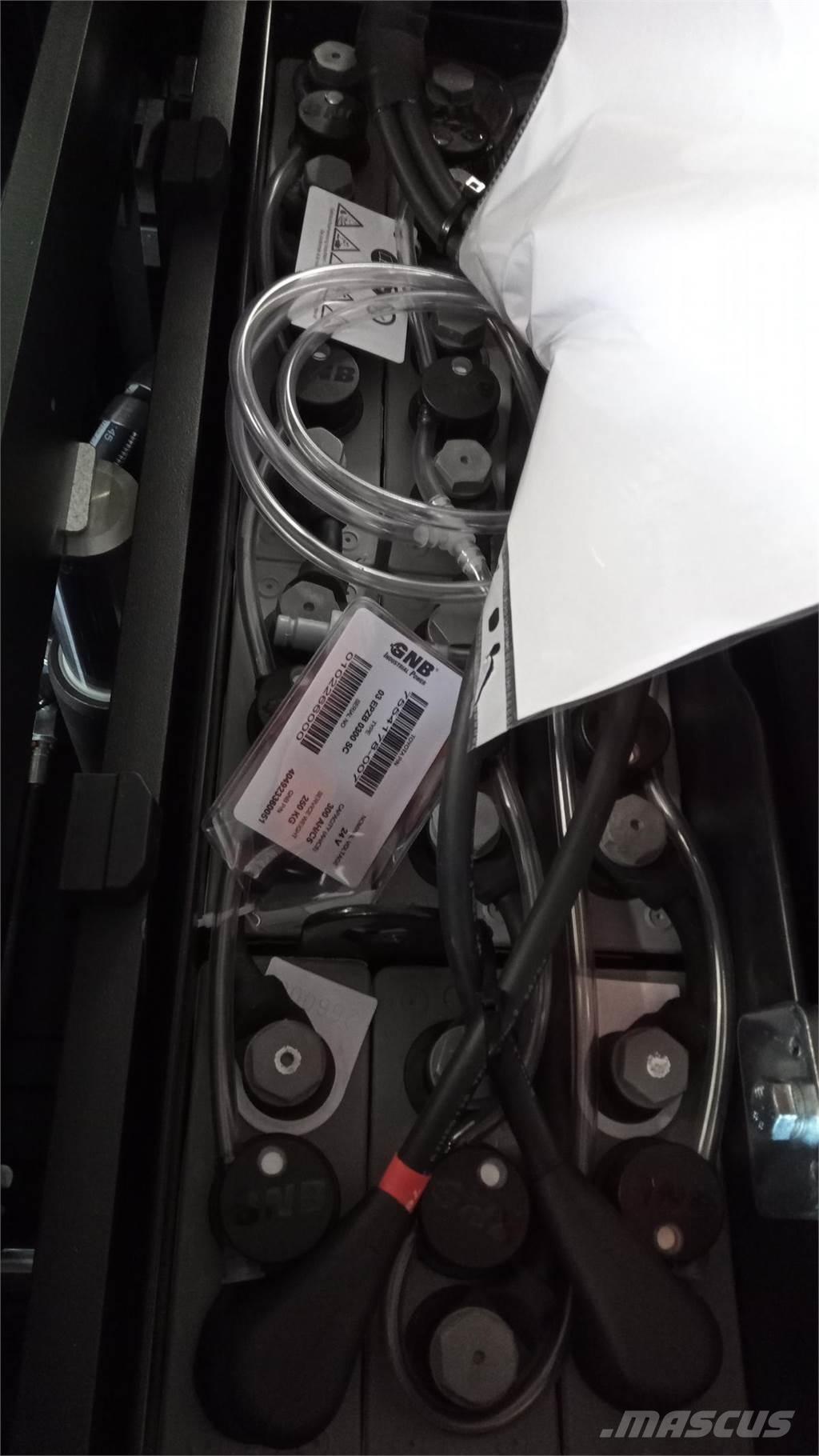Toyota BT SPE200D Ročni električni viličar
