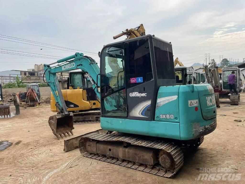 Kobelco SK 60-8 Bagri goseničarji