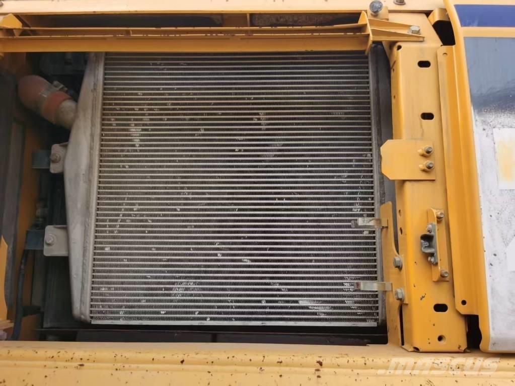 Komatsu PC 450-8 Bagri goseničarji