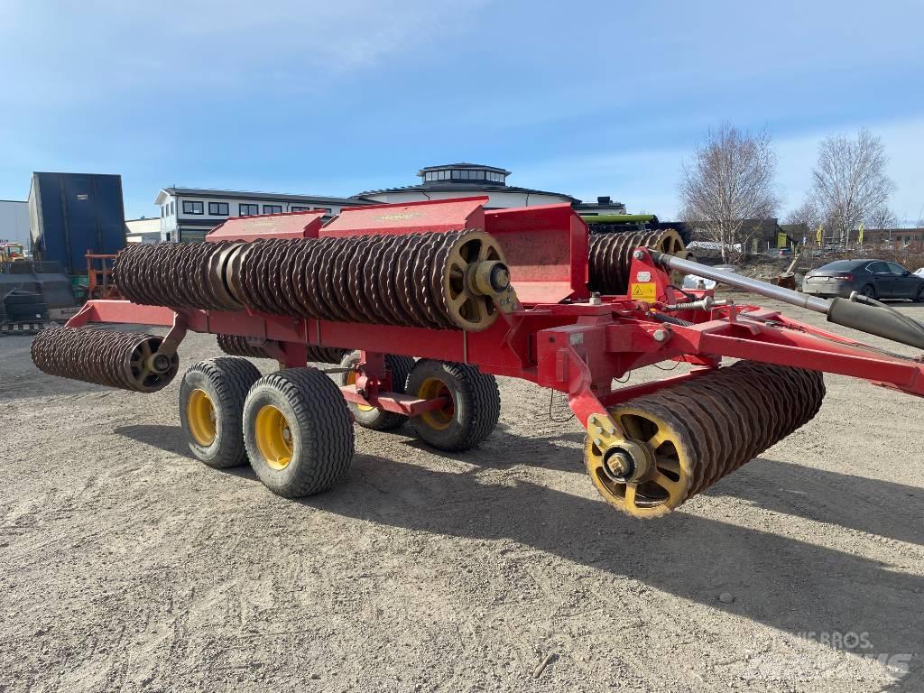 Väderstad Rexius1230 Valjarji
