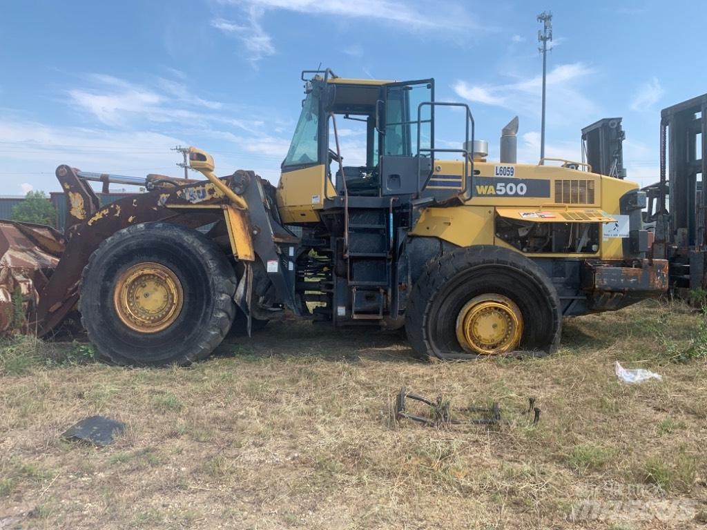 Komatsu WA 500 Kolesni nakladalci