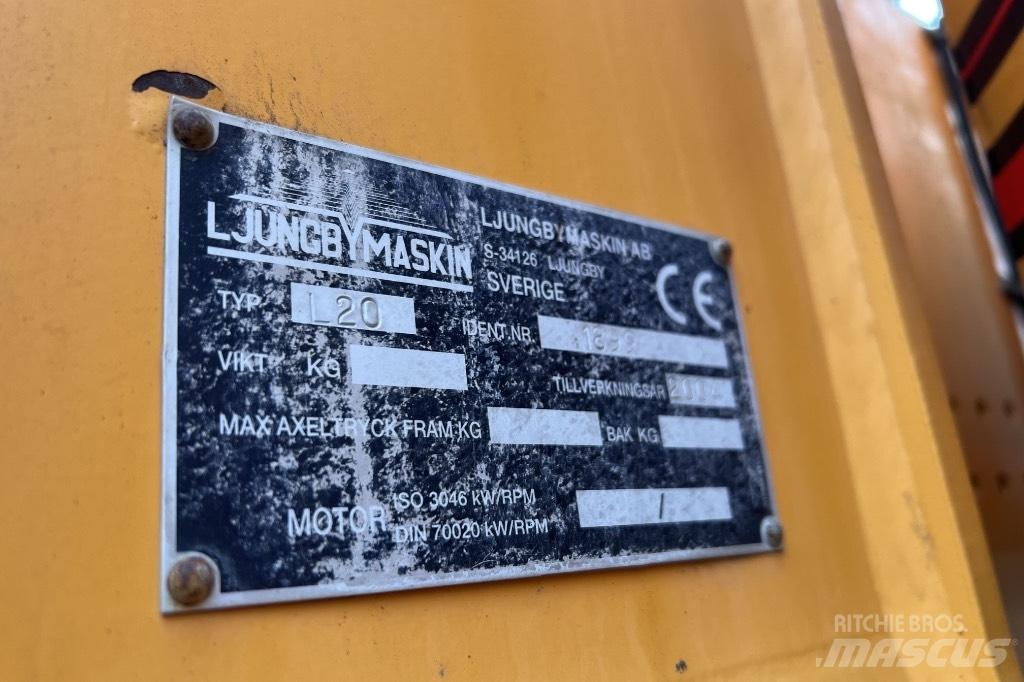 Ljungby L 20 Kolesni nakladalci