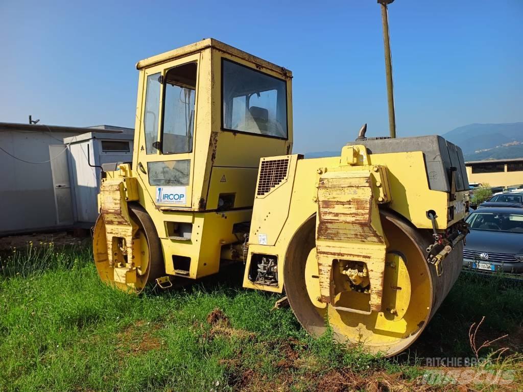 Bomag BW 151 AD-2 Dvojni valjarji