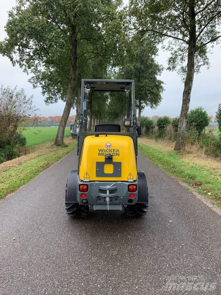 Wacker Neuson WL25 Kolesni nakladalci