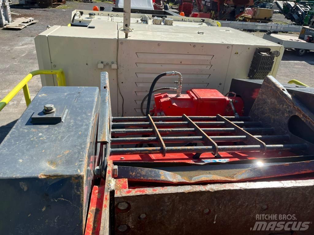 Sandvik QJ 241 Mobilni drobilniki