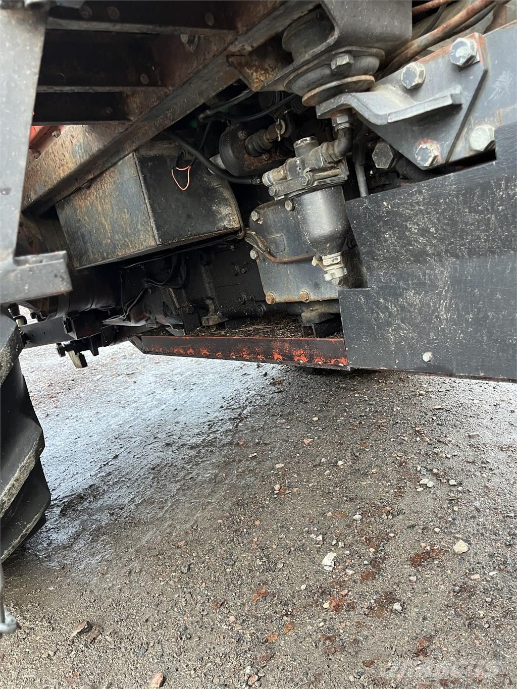 Ursus c-385 Traktorji