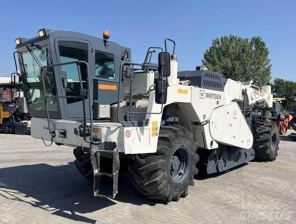 Wirtgen WR 2400 Stroji za recikliranje asfalta