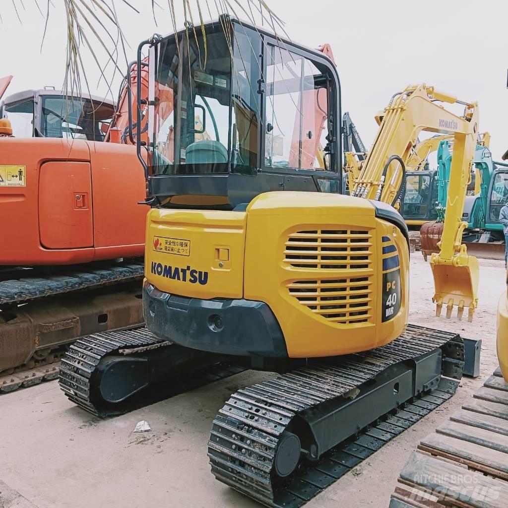 Komatsu PC 40 Bagri goseničarji