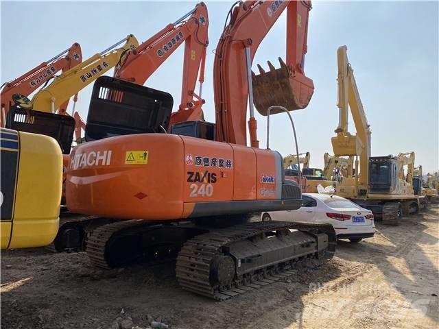 Hitachi ZX240 Bagri goseničarji