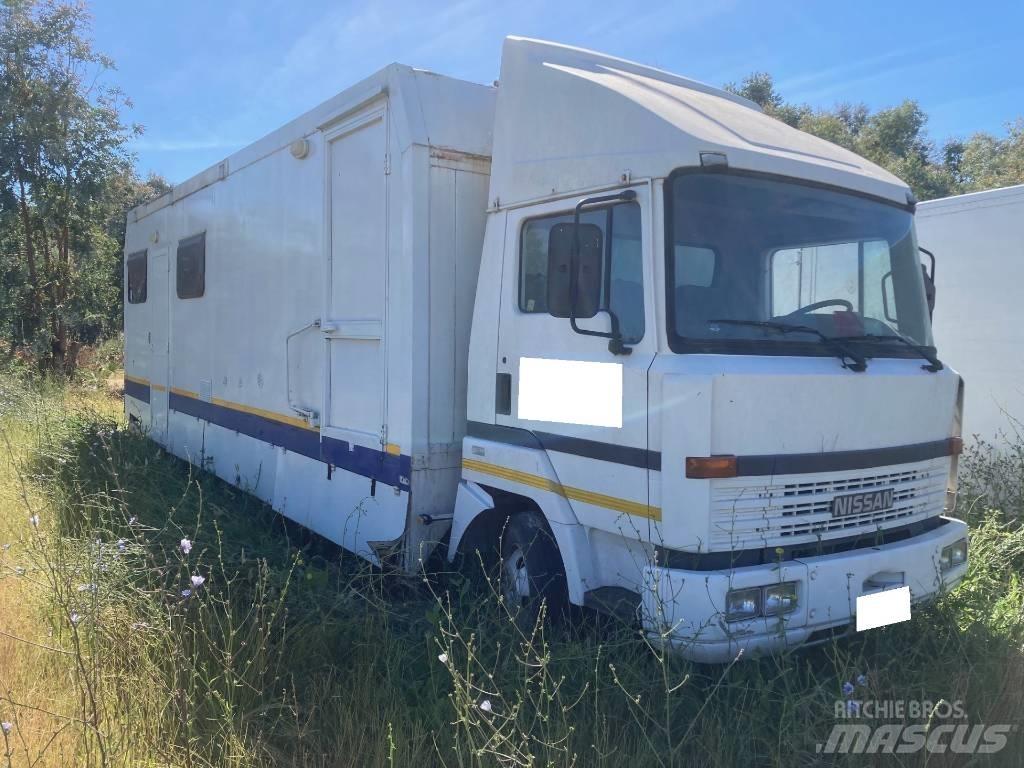 Nissan CAMPER L70 Avtodomi in počitniške prikolice