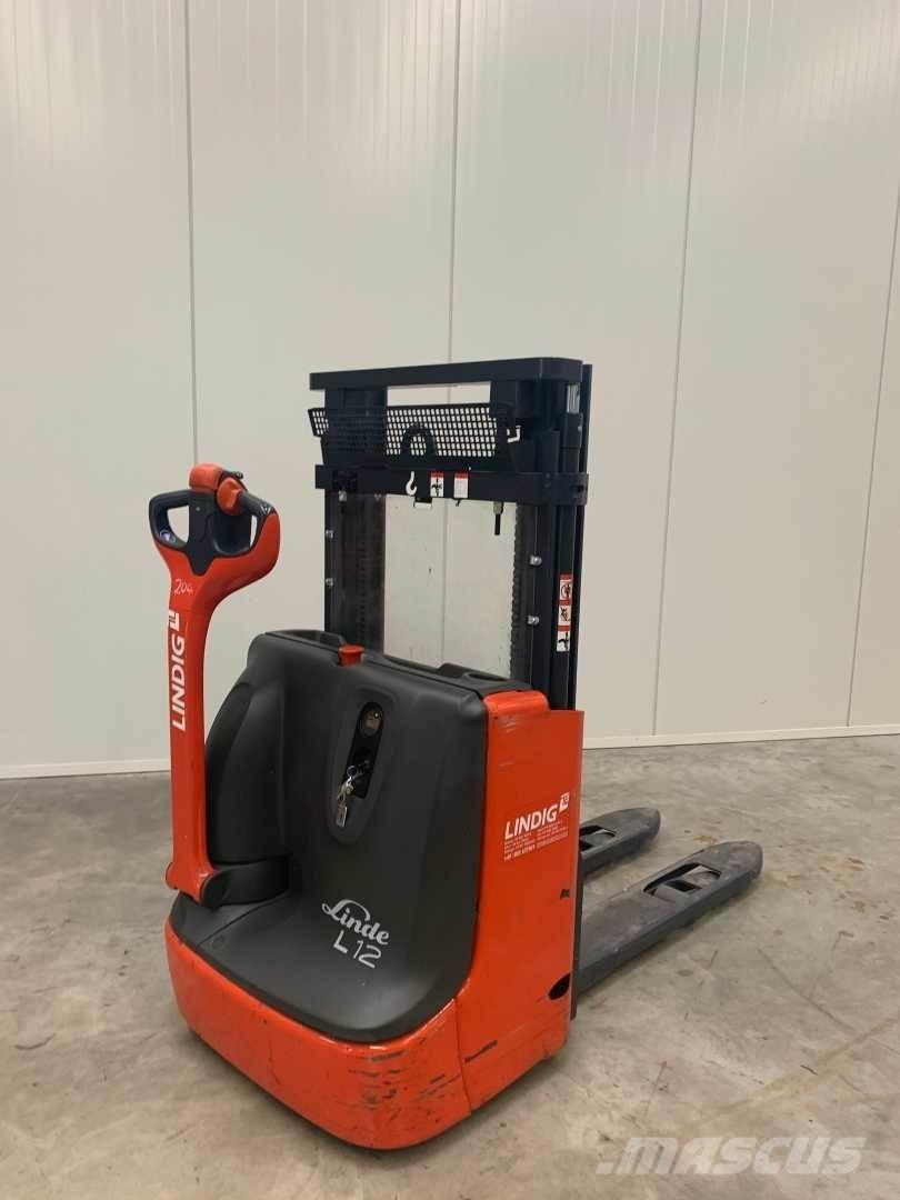 Linde L12 Samopogonski ročni viličarji