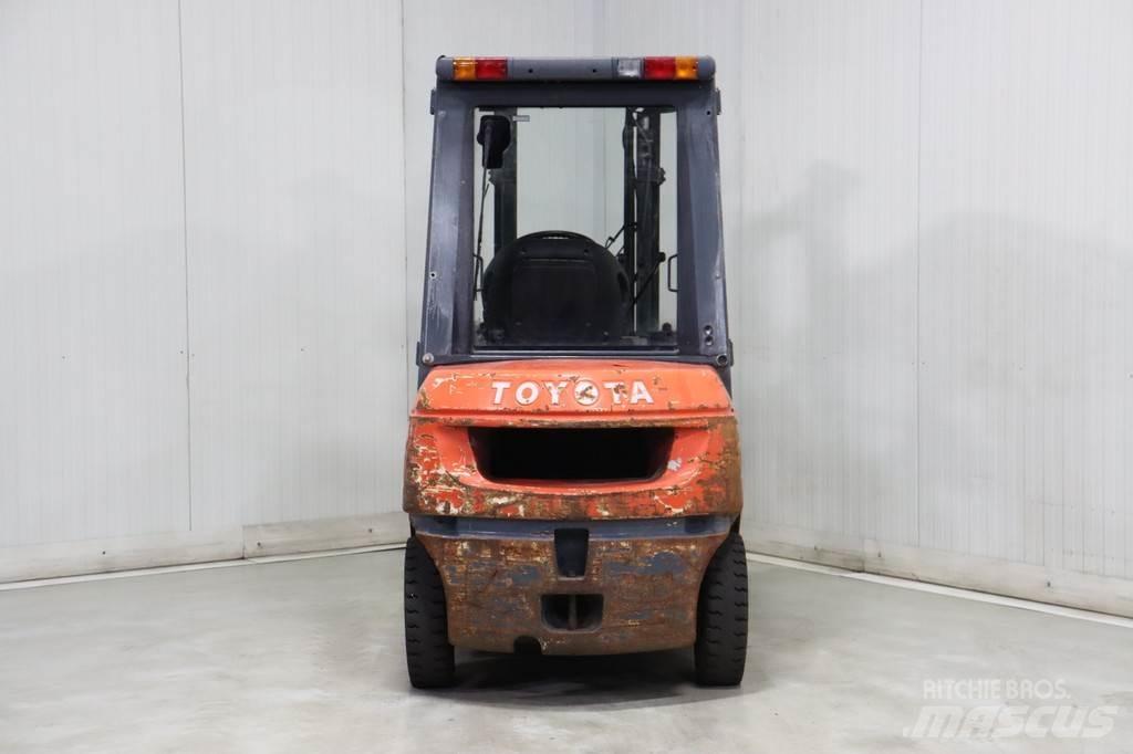 Toyota 62-7FDF25 Dizelski viličarji
