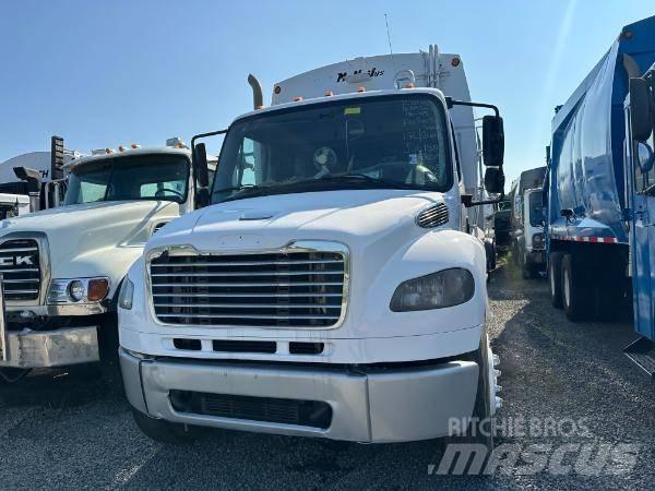 Freightliner M2 Komunalni tovornjaki