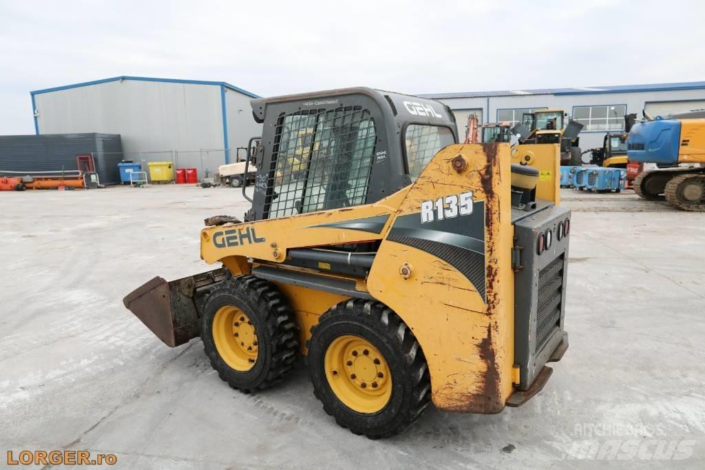 Gehl R 135 Skid steer mini nakladalci