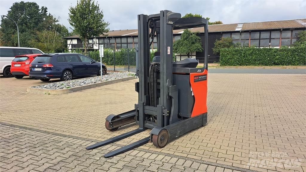 Linde R14B Viličarji s pomičnim teleskopom