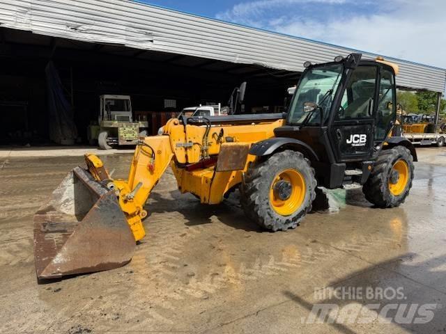 JCB 540-140 Teleskopski viličarji