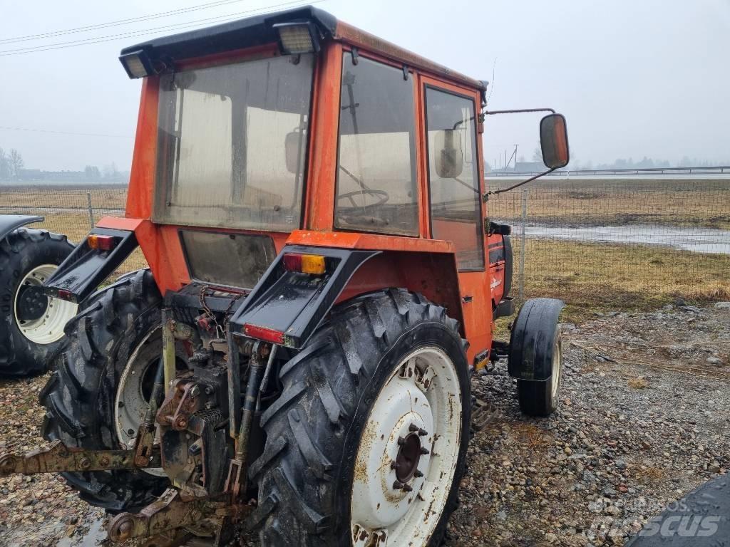 Valmet 505 Traktorji