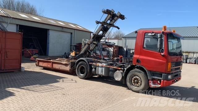 DAF CF 65.210 Tovornjaki zabojniki