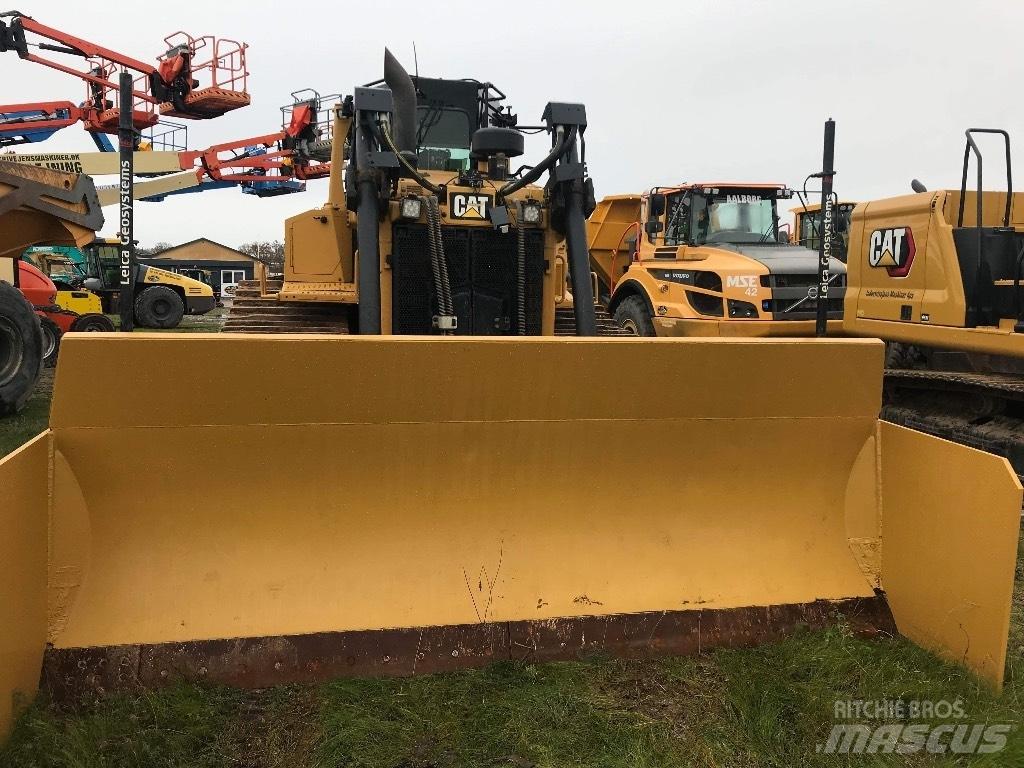 CAT D 6 T LGP D6T Buldožerji goseničarji