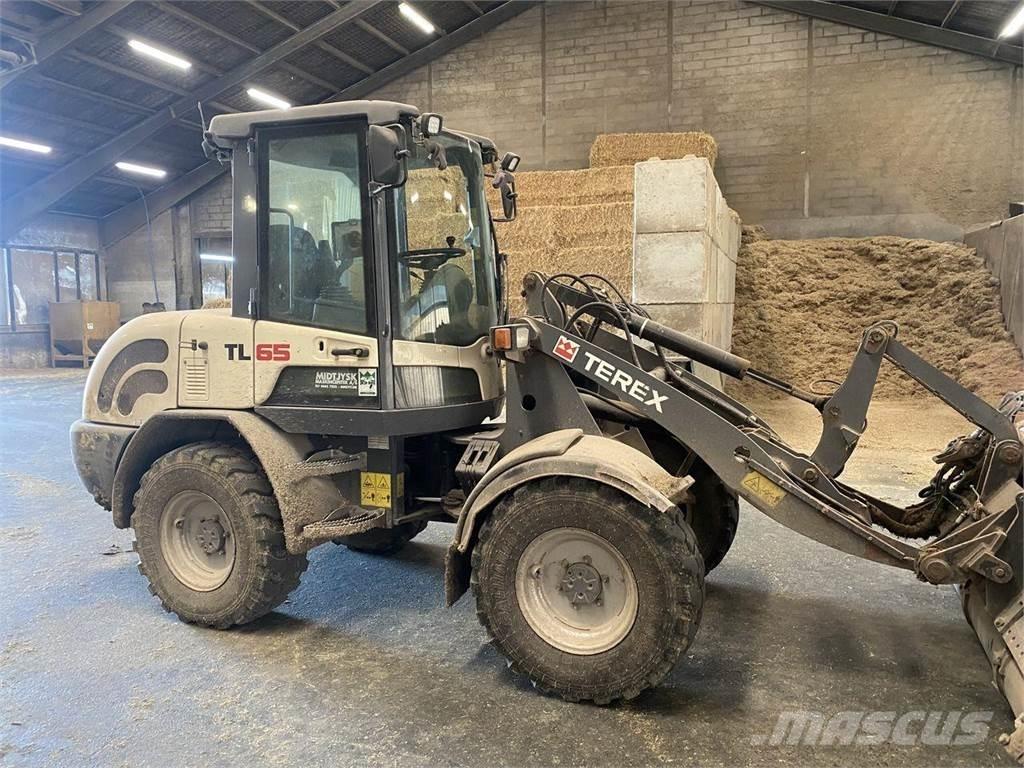 Terex TL65 Večnamenski nakladalci