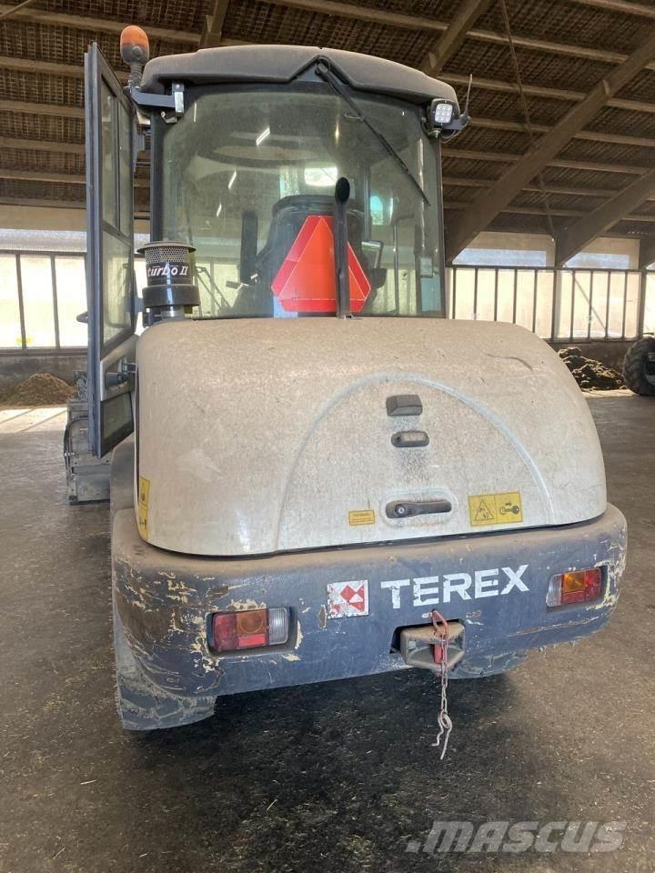Terex TL65 Večnamenski nakladalci