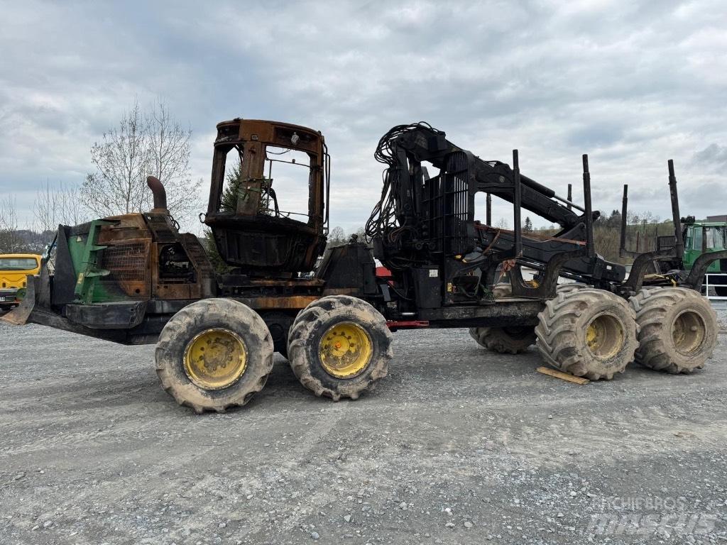 John Deere 1110 E Forwarderji
