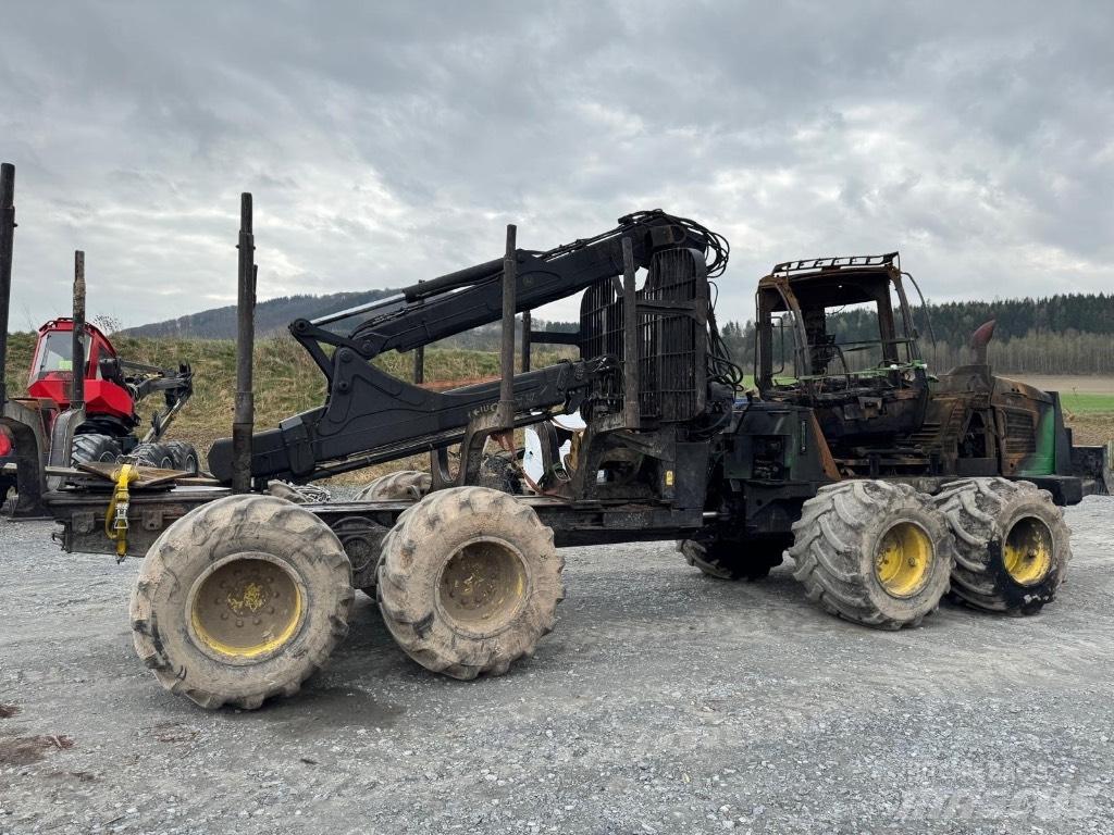 John Deere 1110 E Forwarderji