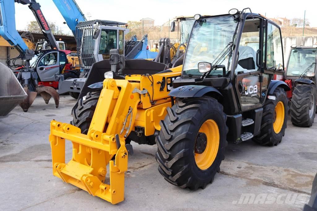 JCB 531-70 Kmetijski teleskopski nakladalci