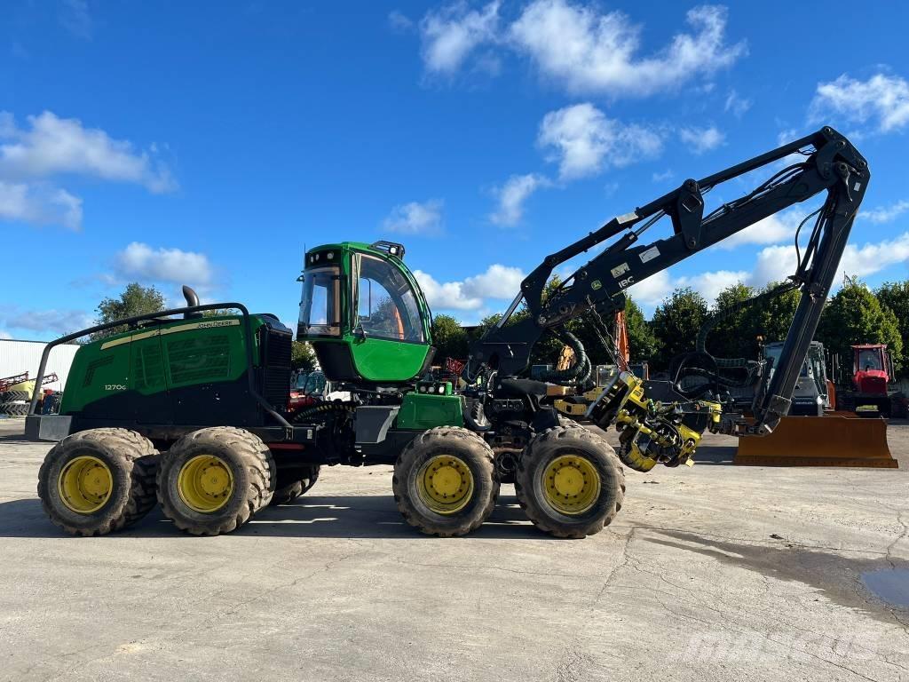 John Deere 1270G 8W Harvesterji