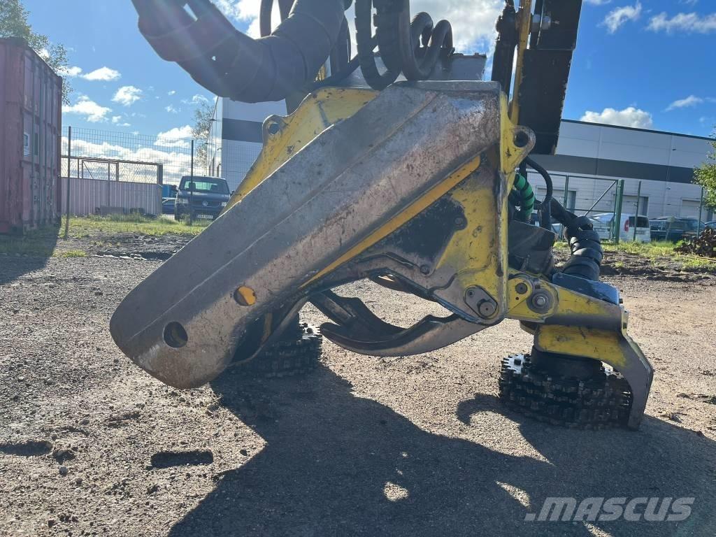 John Deere 1270G 8W Harvesterji
