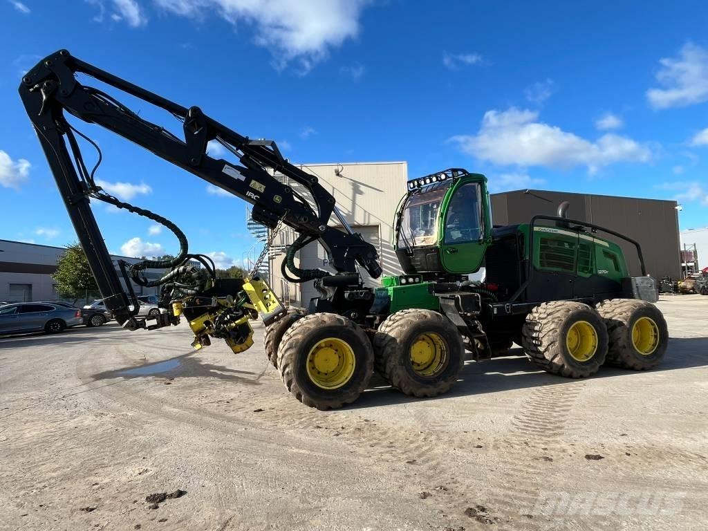 John Deere 1270G 8W Harvesterji