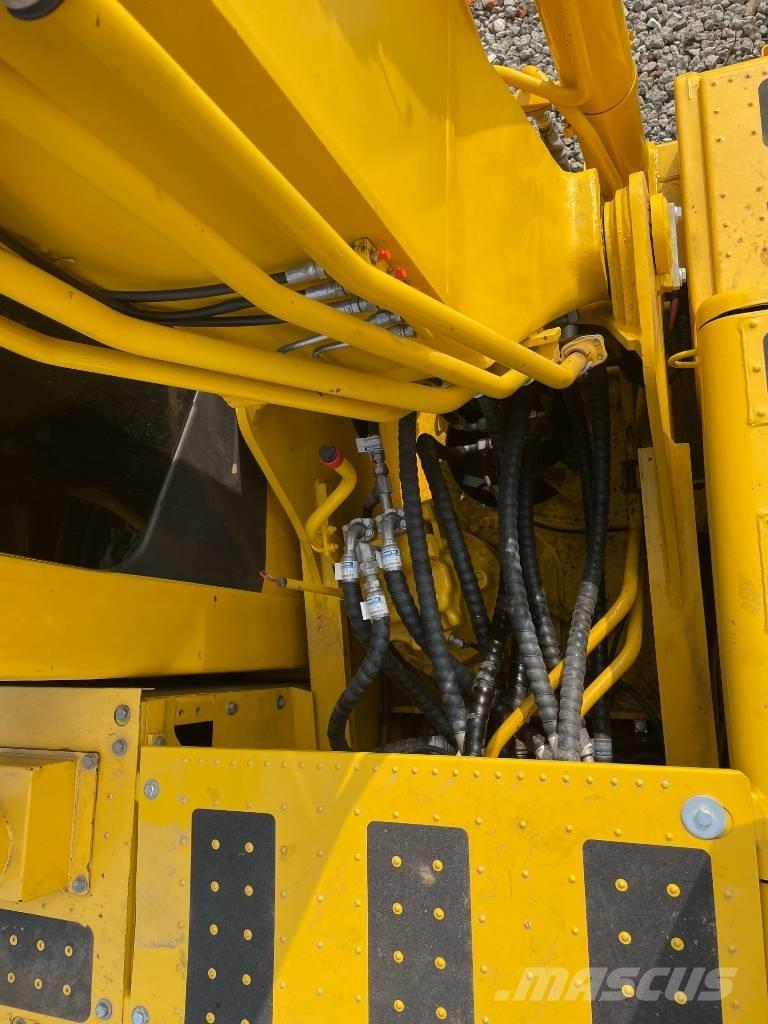 Komatsu PC 200-8 Bagri goseničarji